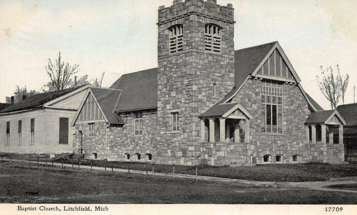 Litchfield - Old Postcard Photo (newer photo)